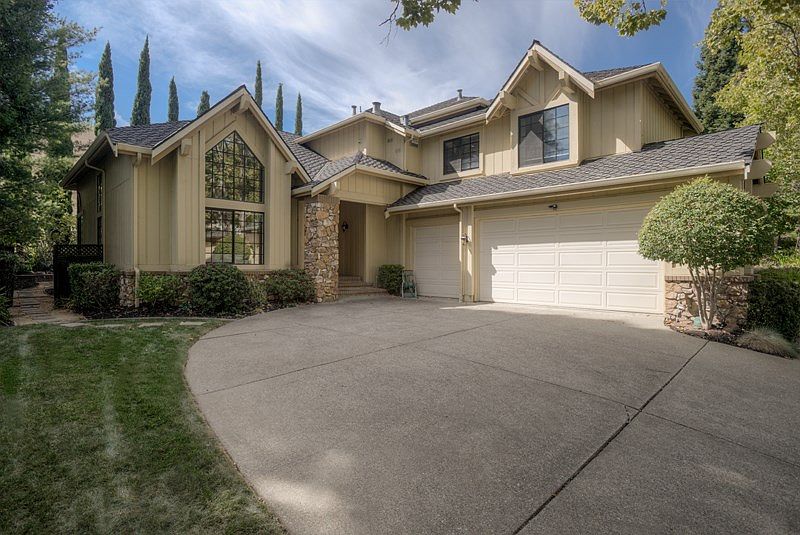 1st image of 4121 Fox Creek Ct