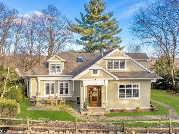 137 N Franklin Tpke, Ho Ho Kus, NJ 07423
