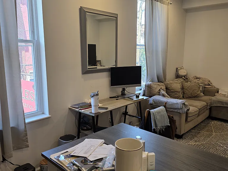 737 S 4th St #2C — Photo 8