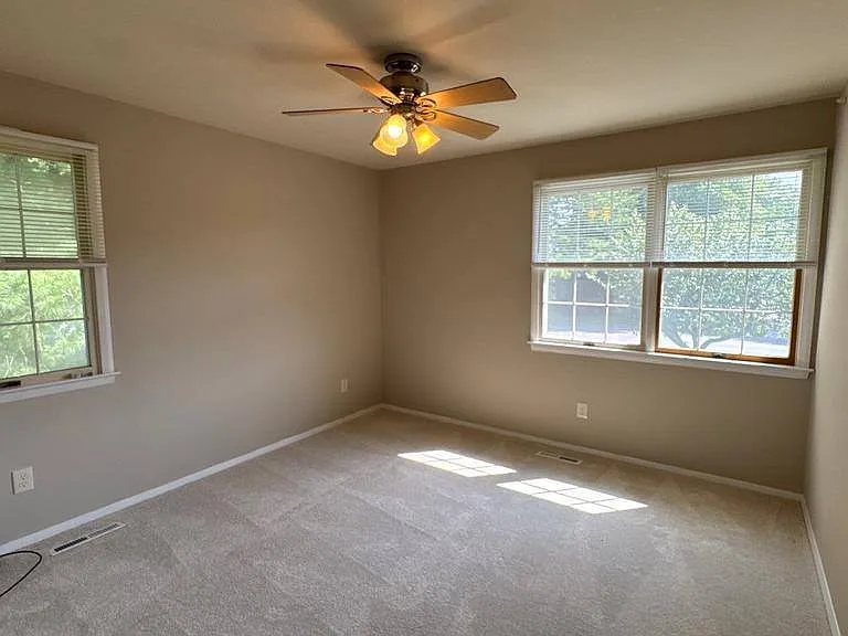 10024 Century Dr — Photo 22