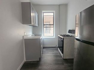 32-52 41st St #2A, Astoria, NY 11103