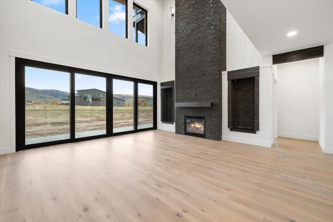 next background image