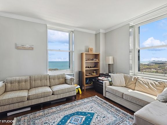 3rd image of 310 S Michigan Ave #1905