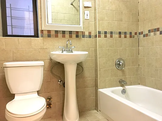 Rented by Keyo  | media 7