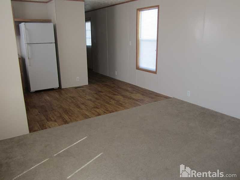 2nd image of 420 W Lawson Rd Trailer 88