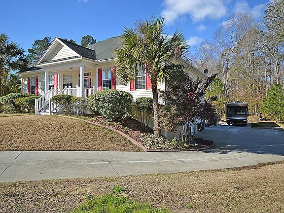 3rd image of 105 Izard Ct