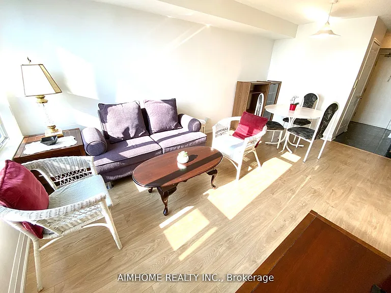 8 Hillcrest Ave #2101 — Photo 11