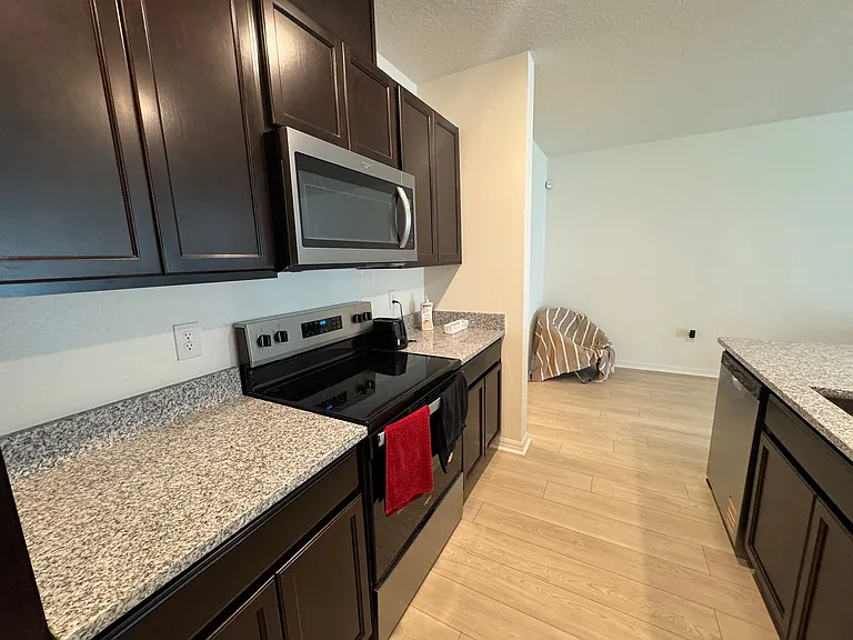 663 Meadows Edge Pl #663 — Photo 6