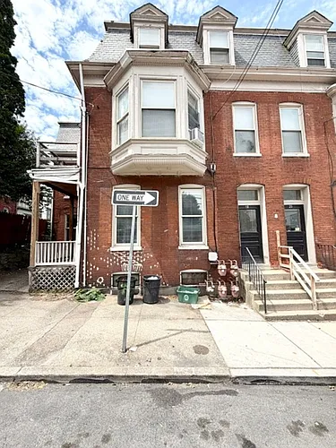 18 N Pine St #2C Photo 1