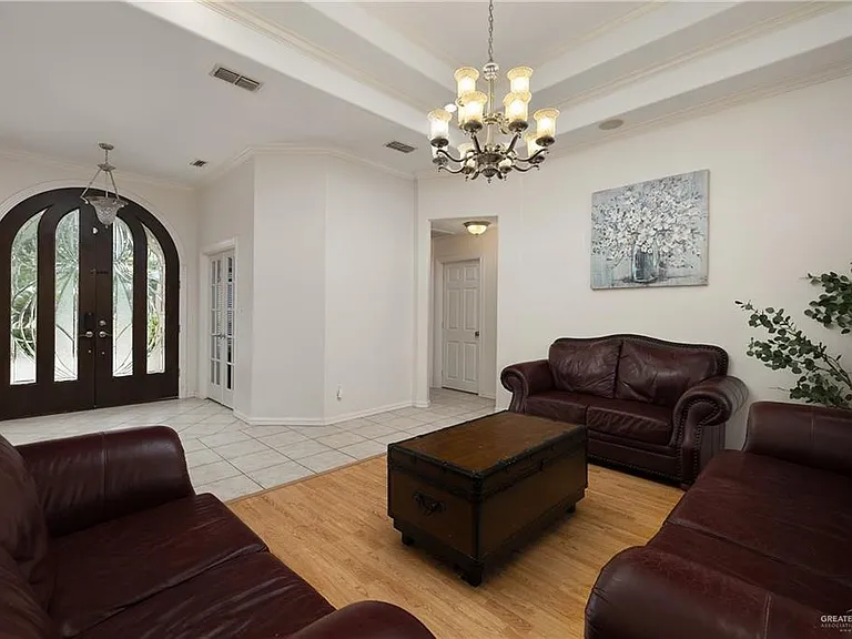 1018 Rio Grande Dr — Photo 6
