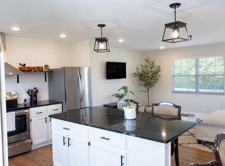 4000 Shady Oak Dr, Ooltewah, TN 37363