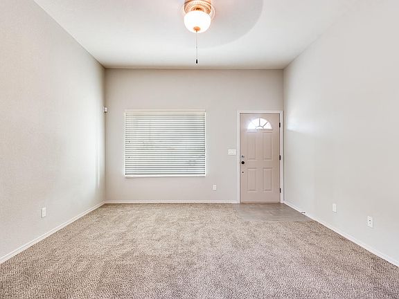 4th image of 13679 Everingham St