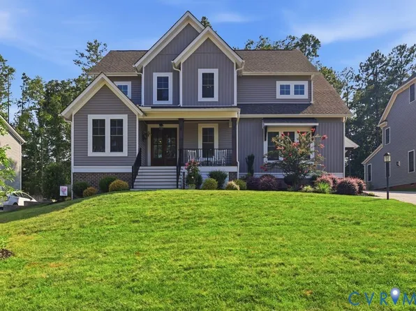17113 Shoreland Dr, Moseley, VA 23120