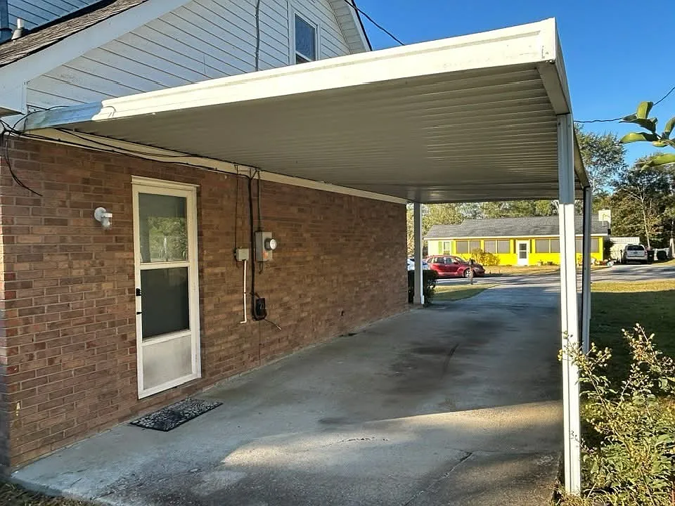 3 bed, 1642 sqft, $1,900 — Photo 3
