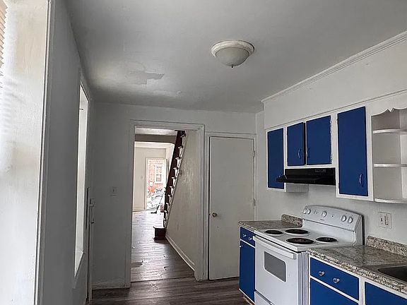 4th image of 1213 Lancaster Ave