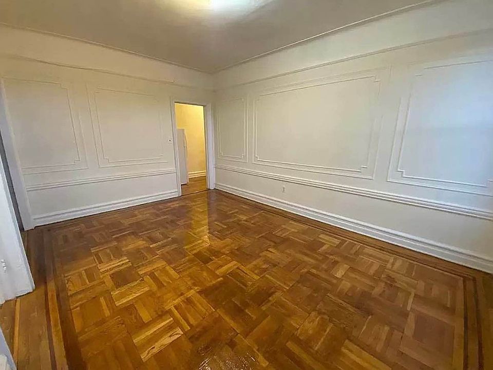 2nd image of 89-10 150th St #2K