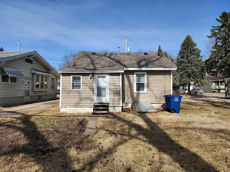 1308 Emma Ave — Photo 17