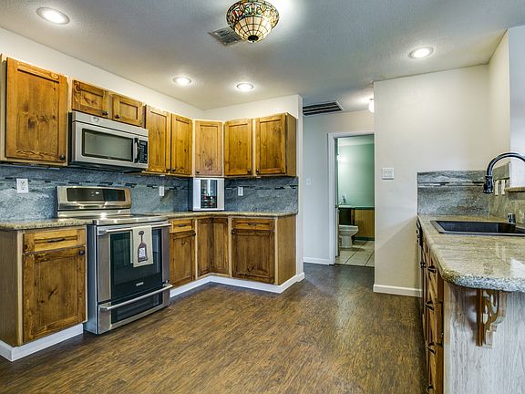 2nd image of 1417 Quail Meadow Dr