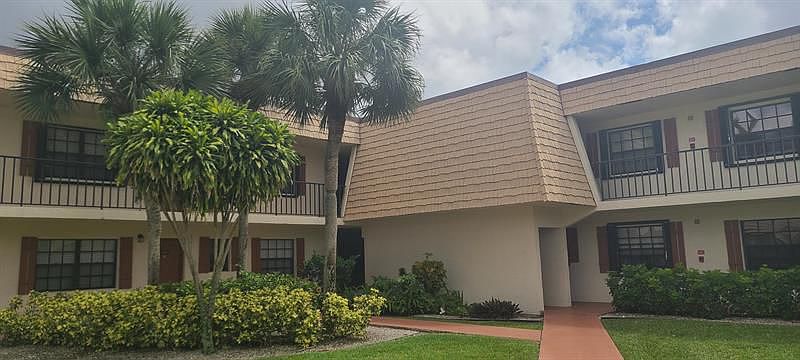 1st image of 4486 Oak Terrace Dr
