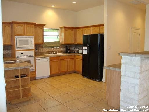 4th image of 156 A Glen Valley Cir
