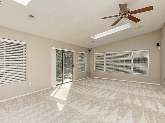 4th image of 7425 NW Mountain View Dr