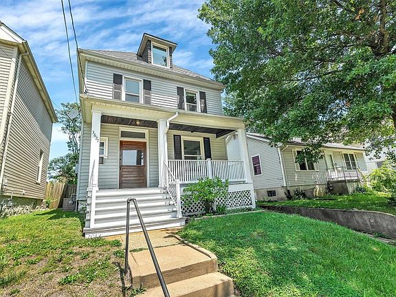 2nd image of 3627 Commonwealth Ave