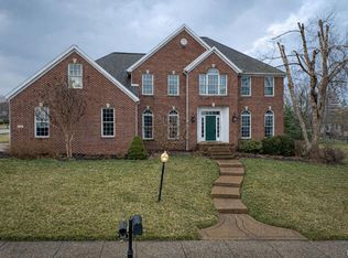2211 Kenyon Ridge Ct, Newburgh, IN 47630