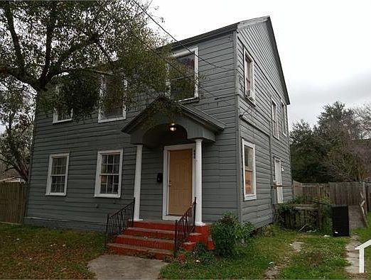1st image of 590 Palm St