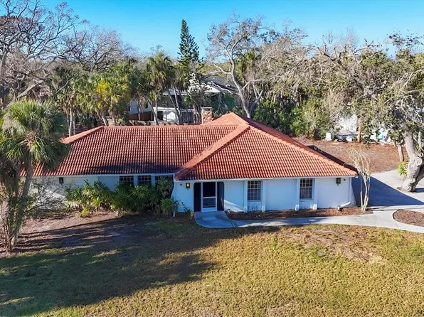 670 Venice Ln, Sarasota, FL 34242