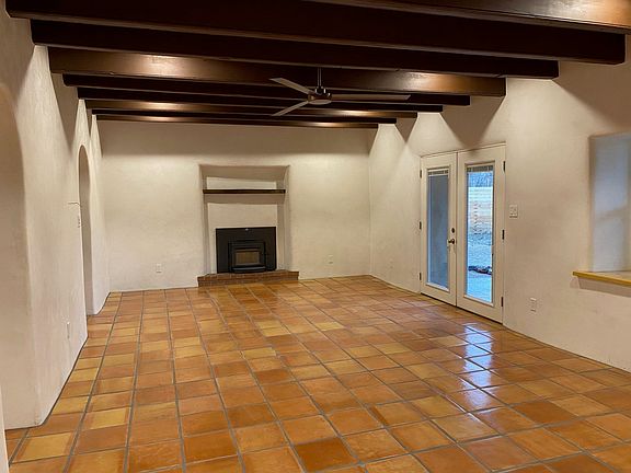 3rd image of 108 Rio Pueblo Rd