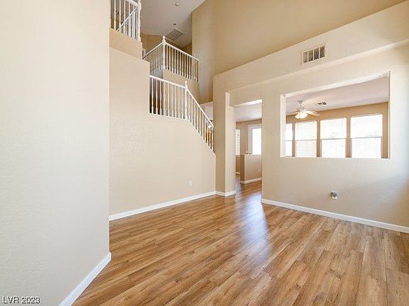 2nd image of 3899 Cape Royal St