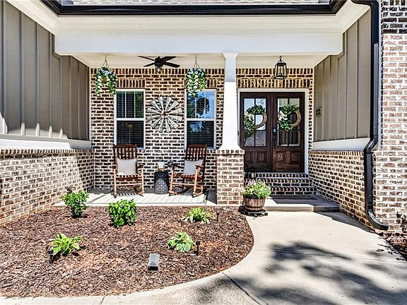 2nd image of 3656 Eagle View Way