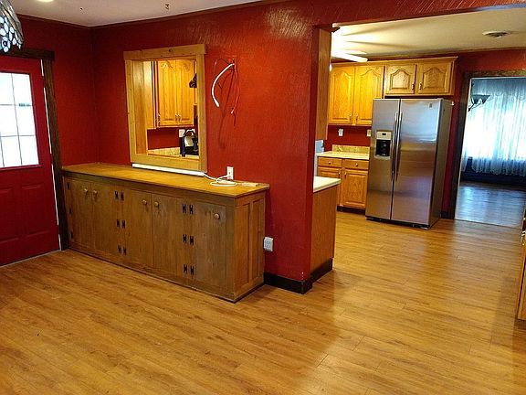 Breakfast room opens to deck