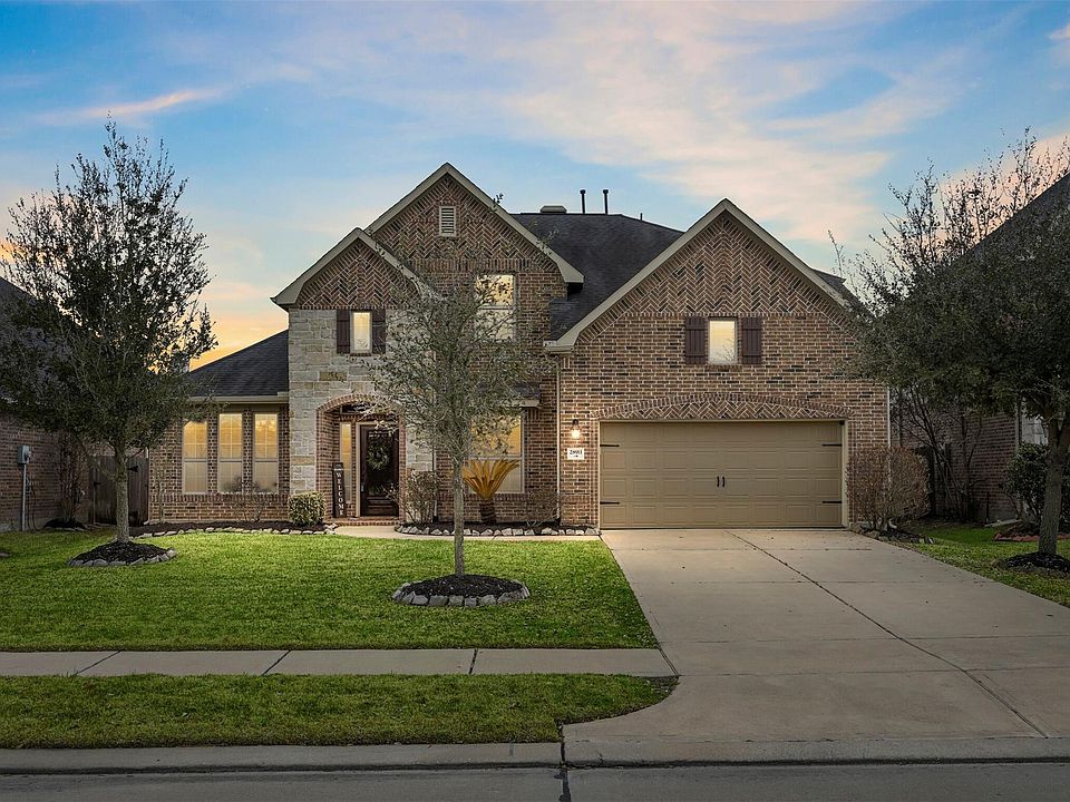 1st image of 28911 Hollycrest Dr