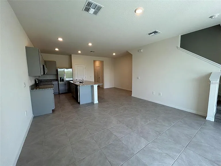 17550 Crescent Moon Loop — Photo 10