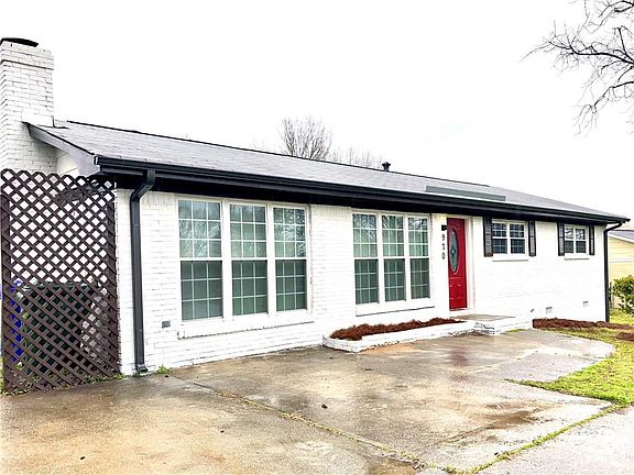 2nd image of 970 E Brook Dr