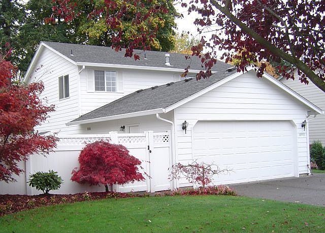 2nd image of 19907 SE 42nd St