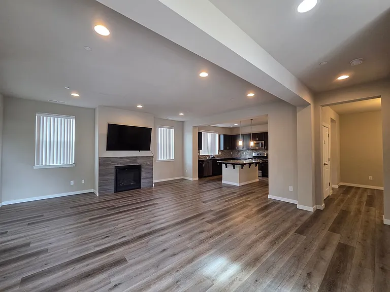 2524 Jacaranda Ave — Photo 8