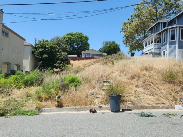 441 Bellmarin Dr, San Pedro, CA 90731