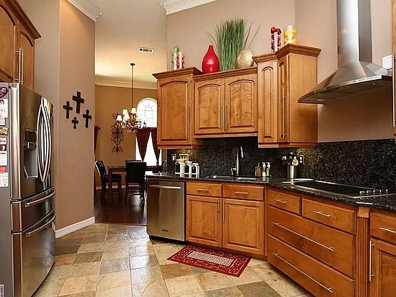 SS Appliances & Slate Floors