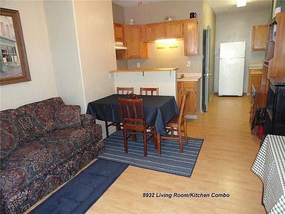 3rd image of 8930 Willow St #32