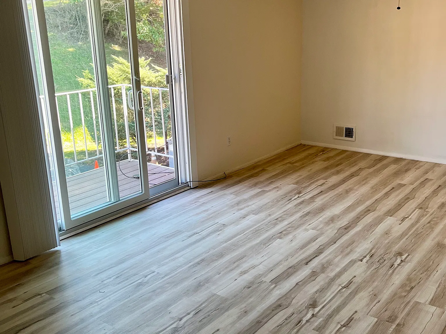 1 bed, 716 sqft, $1,225 — Photo 4