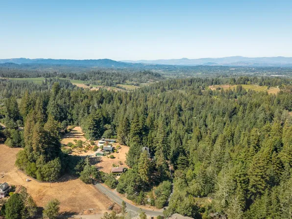 11370 Occidental Road, Sebastopol, CA 95472