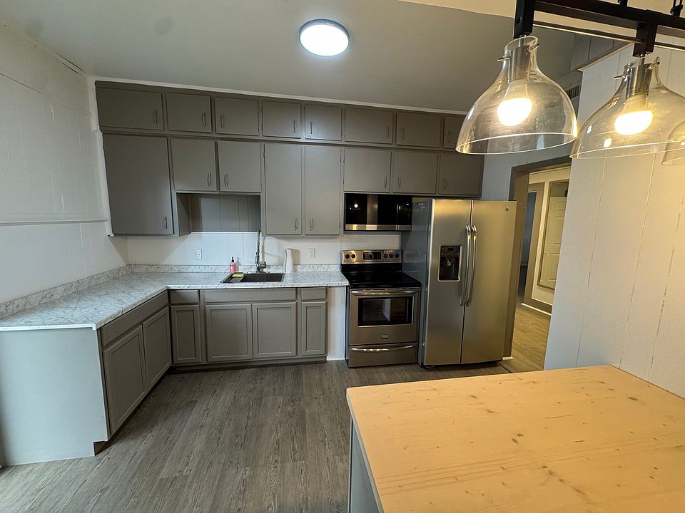 1st image of 102 Wilson St