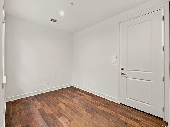 4th image of 5122 Capitol Ave Unit 103