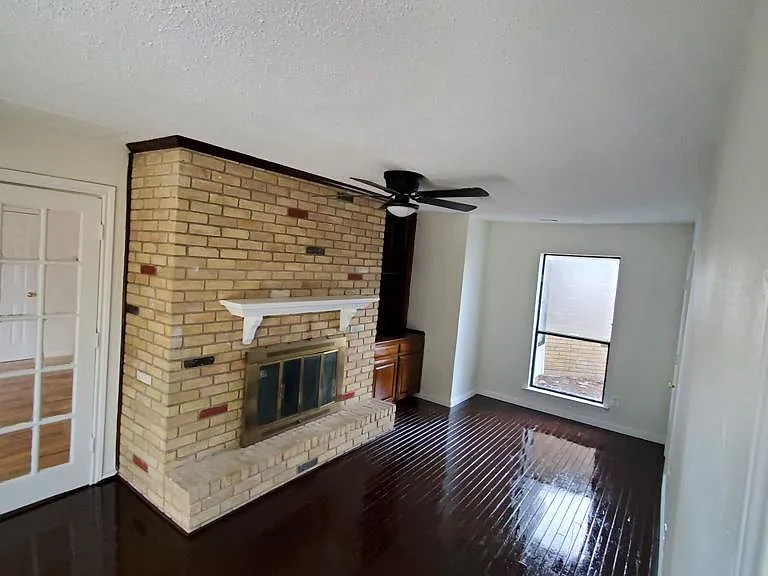 1511 Estates Way — Photo 16