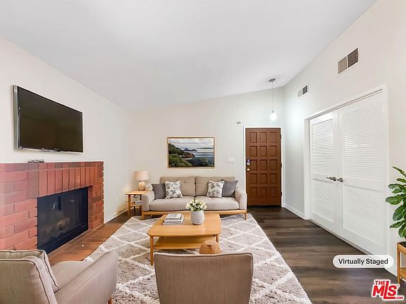 2nd image of 25922 Palomita Dr
