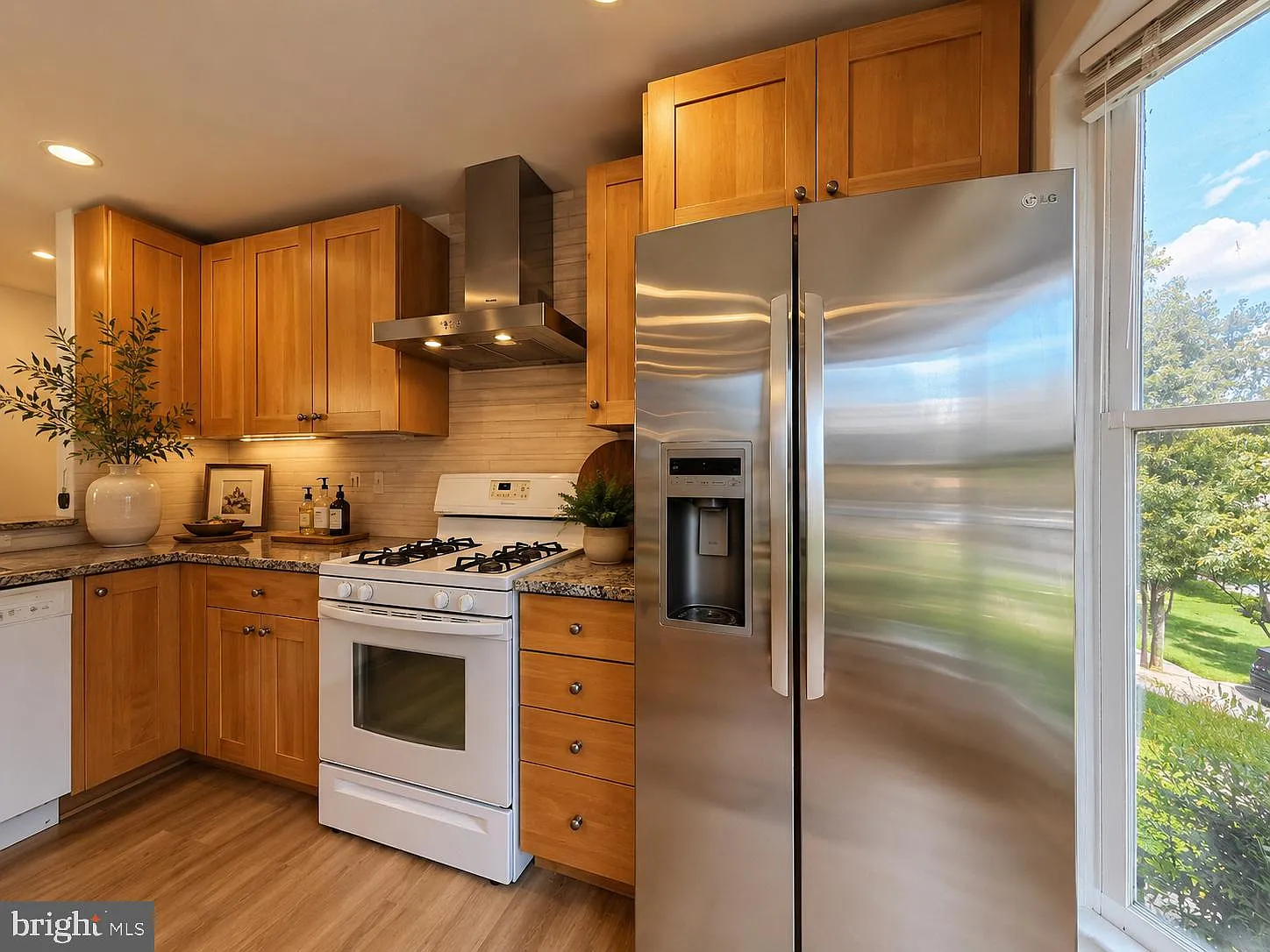 3 bed, 3.5 bath, 1900 sqft, $3,935 — Photo 4