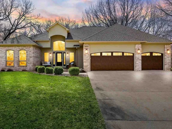 3691 Forest Gate Dr NE, Iowa City, IA 52240