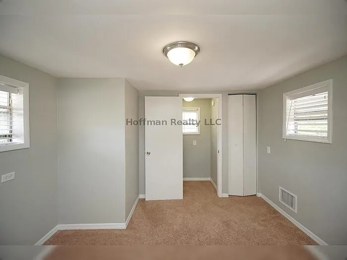 916 E 25th Ave — Photo 23
